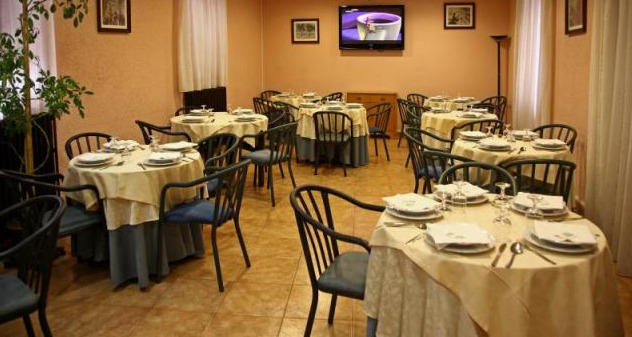 Hotel La Paz Jaca Buitenkant foto
